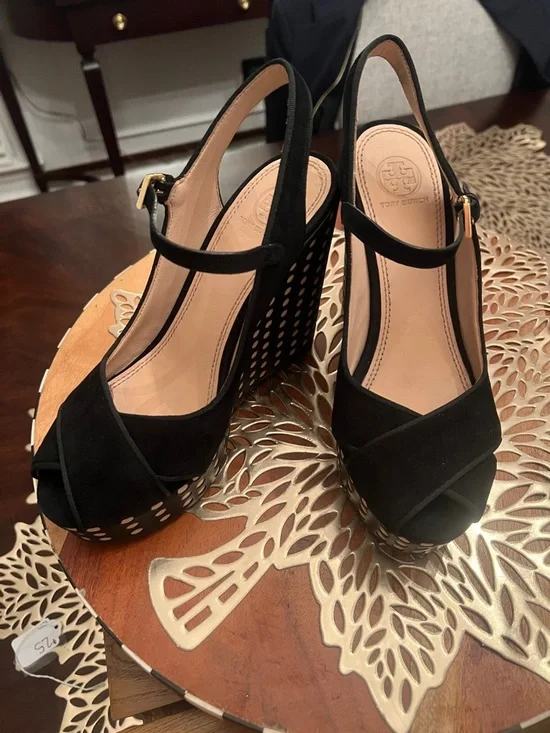 Tory Burch Black Suede Peep-Toe Platform Wedges with Gold Buckle - Picture 1 of 7